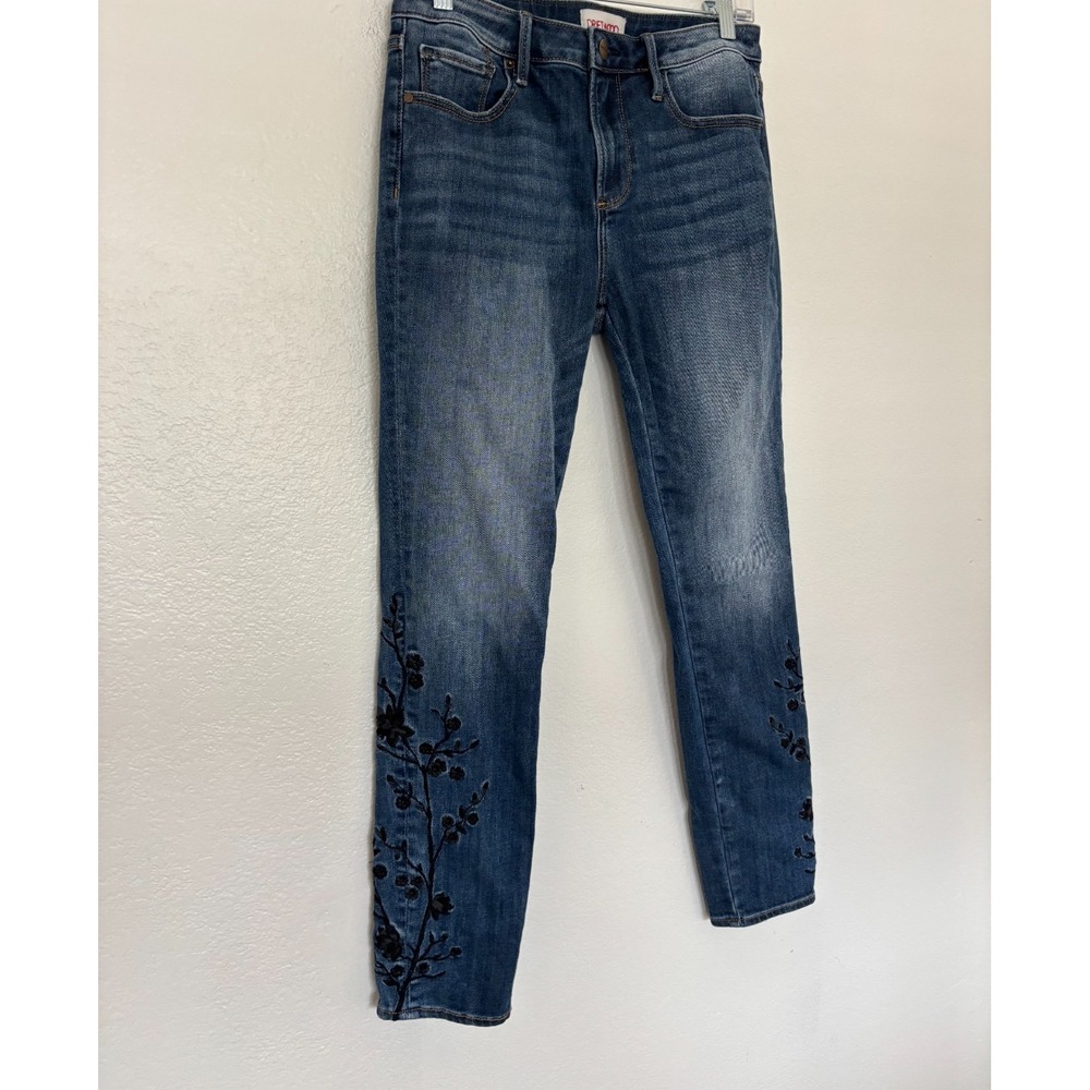 Driftwood Jackie Jeans 28x28 Blue Floral Embroidered Leg Festival Boho Concert